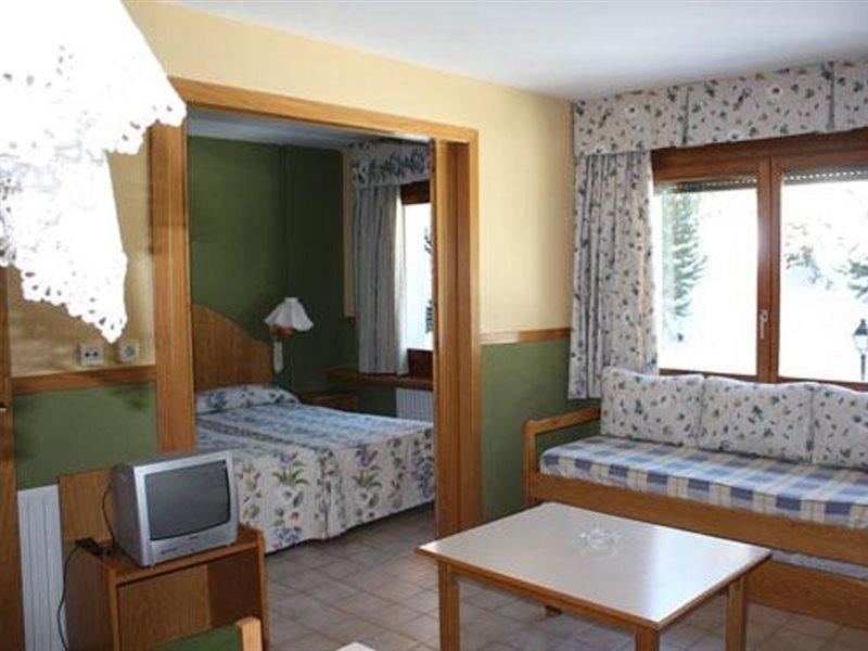 Apartamentos Solneu Baqueira Beret Ngoại thất bức ảnh