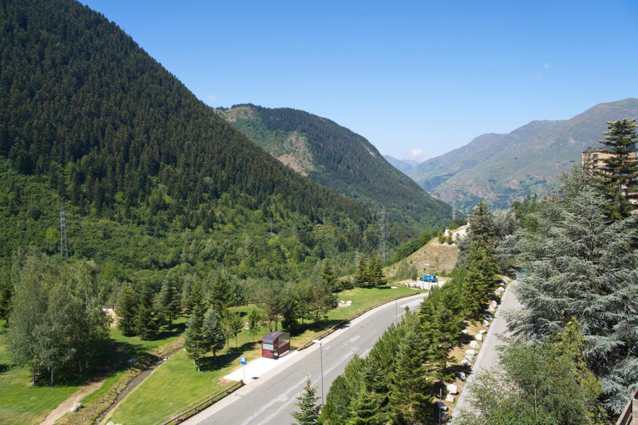 Apartamentos Solneu Baqueira Beret Ngoại thất bức ảnh