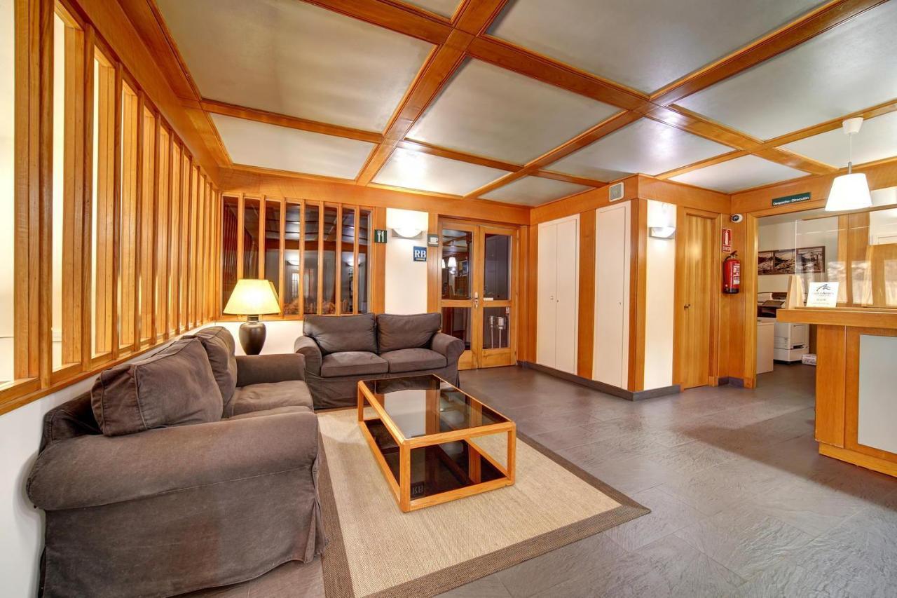 Apartamentos Solneu Baqueira Beret Ngoại thất bức ảnh