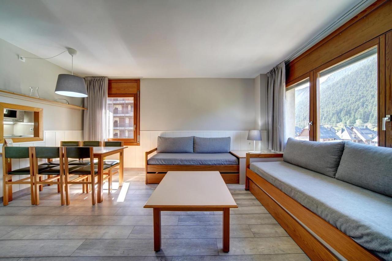 Apartamentos Solneu Baqueira Beret Ngoại thất bức ảnh